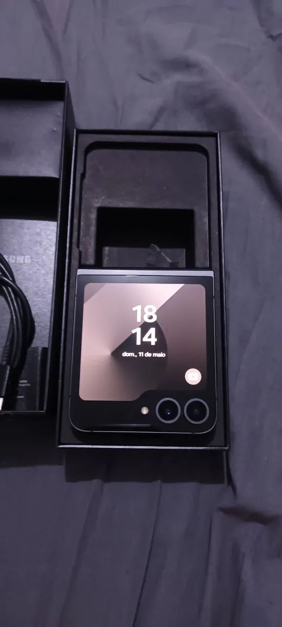 Celular Samsung Galaxy Z Flip6 5G - Foto 3