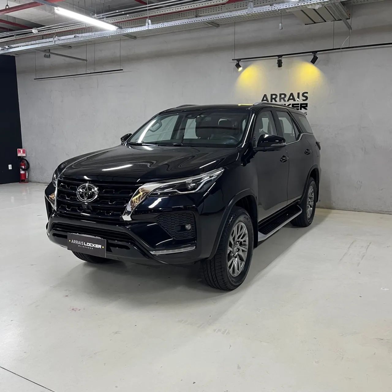 TOYOTA/HILUX SW4 SRX 2022/2022(SEMINOVO NÃO BLINDADO)  - Foto 3