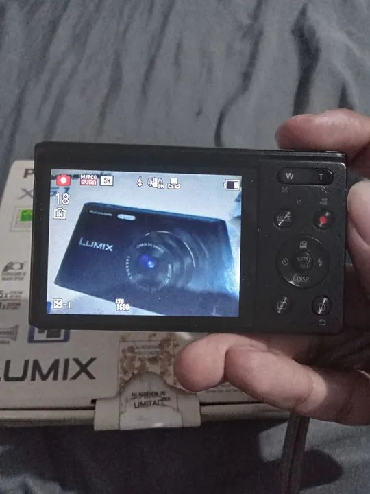 Câmera Panasonic Lumix XS1 Preta - Foto 2