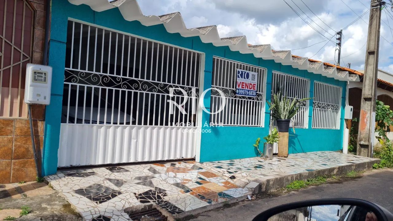 Casa à venda na Cohab do Bosque com 2 suítes