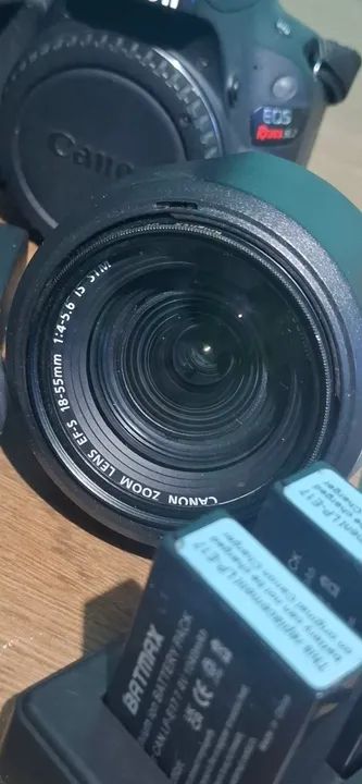 Câmera Canon DSLR com Flash e Acessórios - Foto 4