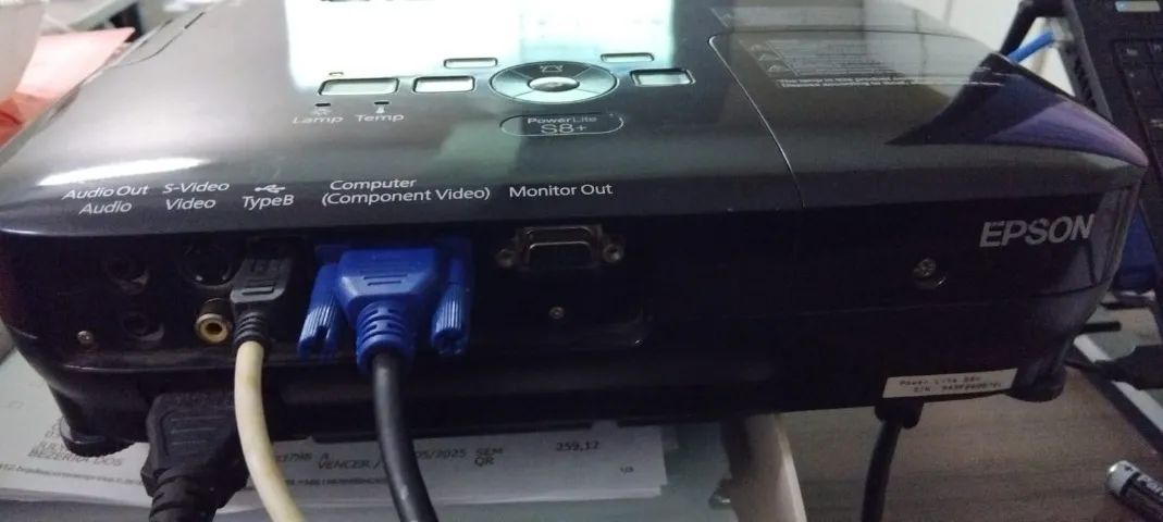 Projetor Epson Power Lite S8 com tecnologia 3LCD USADO - Foto 3