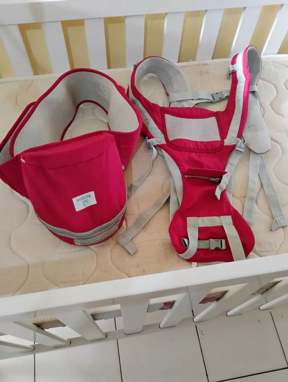 Berço Infantil Branco + Colchão + Mobile musical + Cadeirinha musical + Andador + Canguru - Foto 6