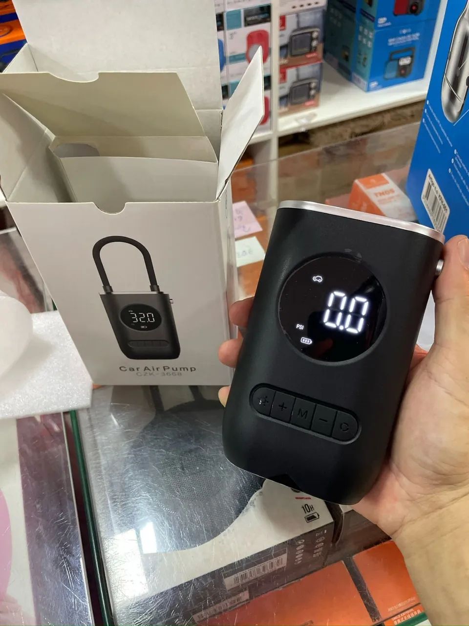 Compressor automotivo recarregável 