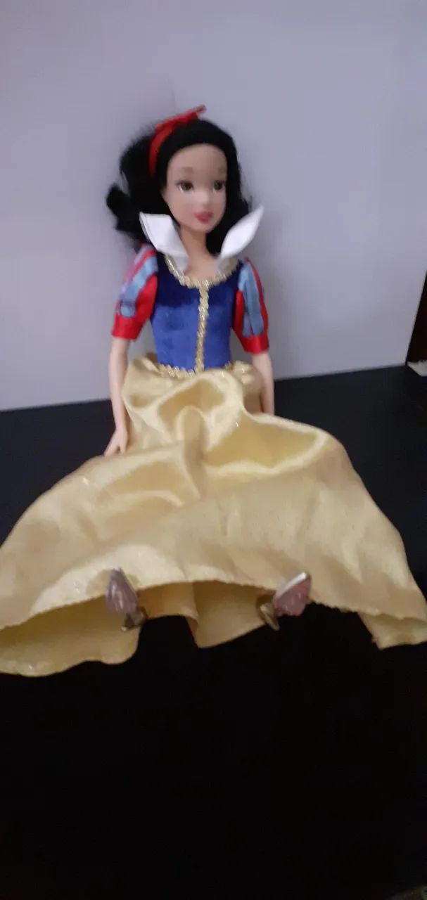 Boneca  Branca de Neve Disney - Foto 3