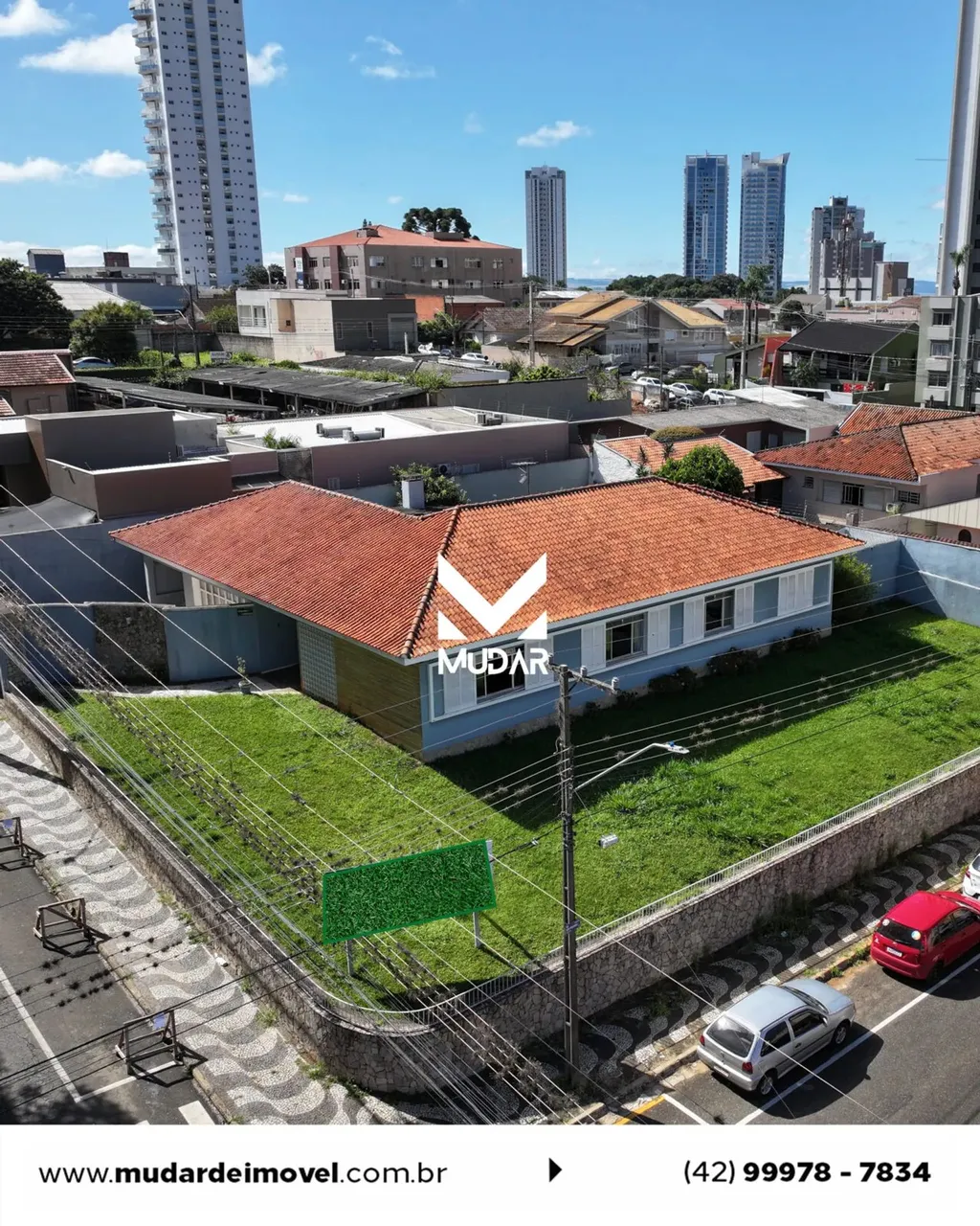 (LOCAÇÃO) Imóvel Comercial com 5 quartos e amplo terreno na Vila Estrela