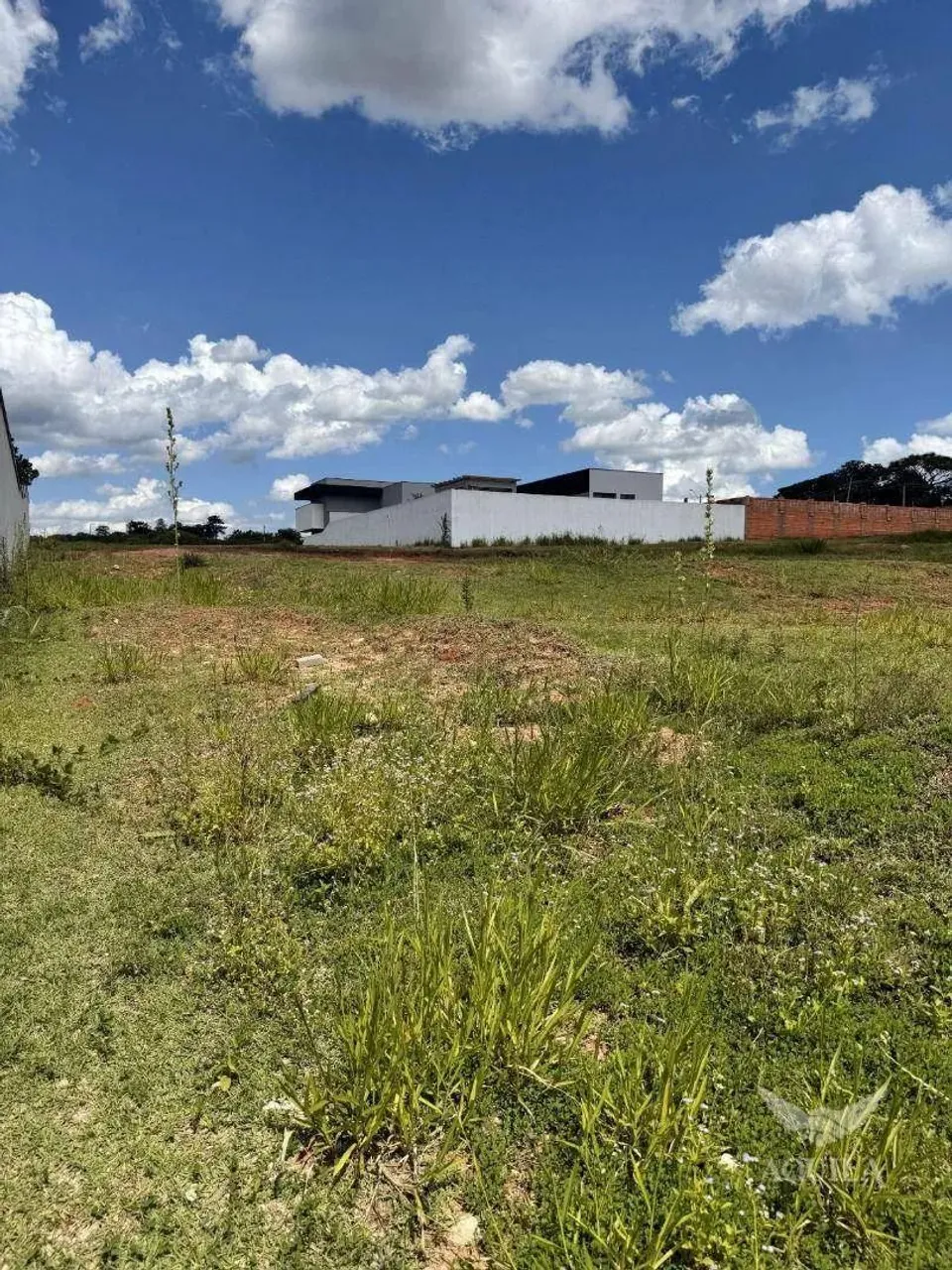 TERRENO NO CONDOMÍNIO FAZENDO JEQUITIBÁ - SOROCABA