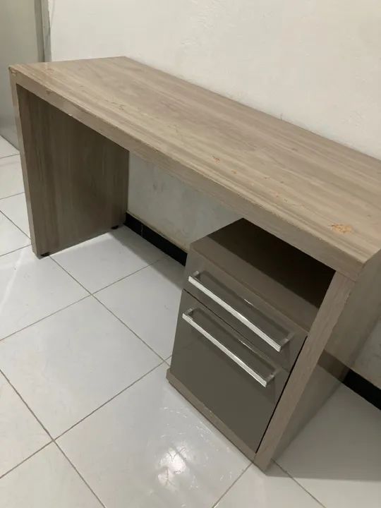Escrivaninha com Gaveta - amadeirando  - Foto 4