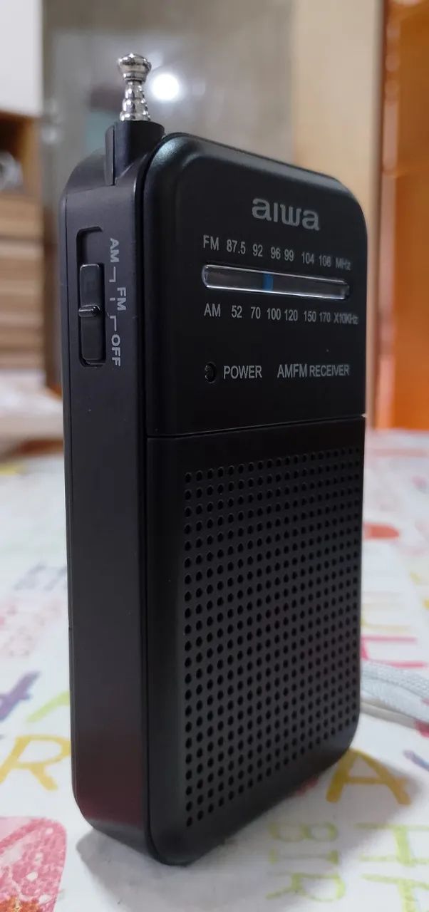 Rádio de bolso AM-FM AIWA AWFML1 - Foto 2
