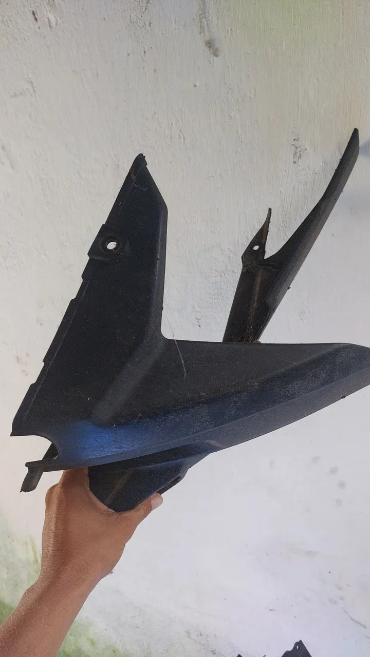Para-lama traseiro da CB twister 250 valor 120$