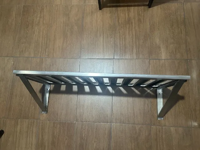 Prateleira de grade