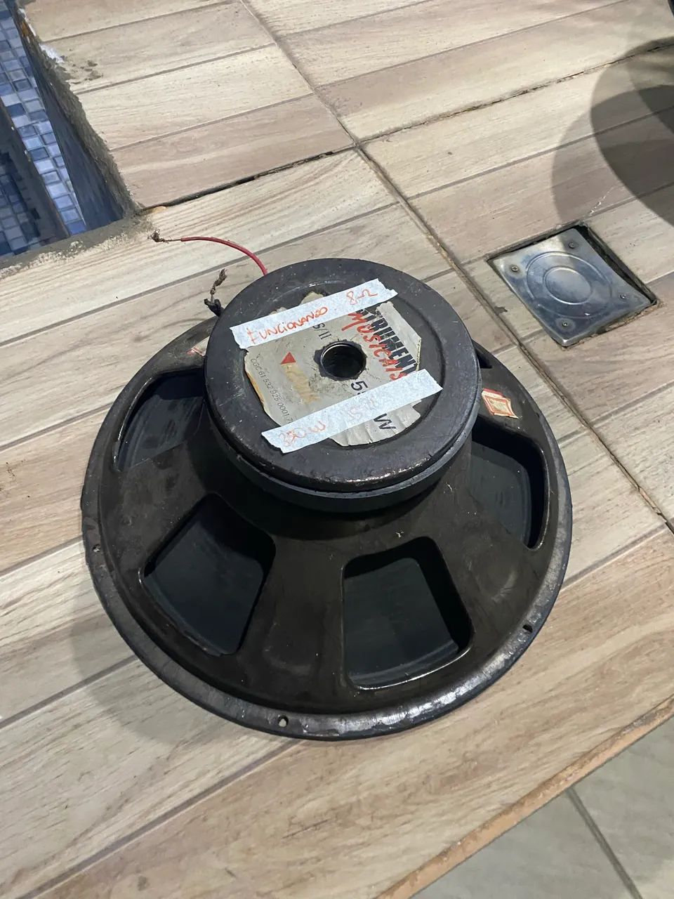 Alto-Falantes de 15 Polegadas 8Ohms +-300W64396799813889124