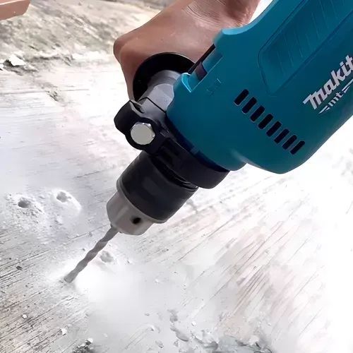 Furadeira Martelete Elétrica de 16mm Makita M0801B 550w - Foto 4
