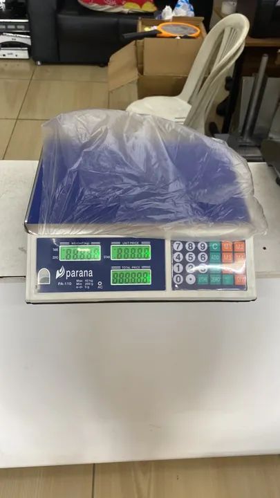 BALANÇA DIGITAL 40kg NOVA NA CAIXA GARANTIA SERVIÇO DE ENTREGA NOTA FISCAL