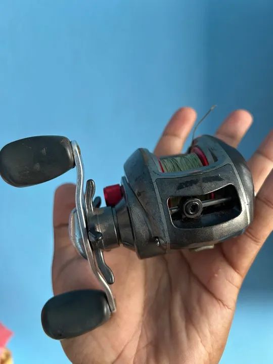 Conjunto de Vara e Carretilha de Pesca - Foto 6