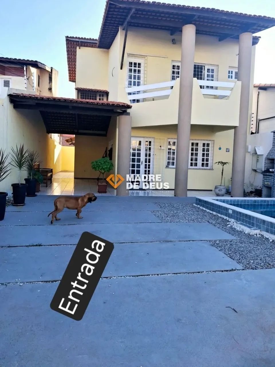 Casa duplex no baiiro Cidade dos Funcionários