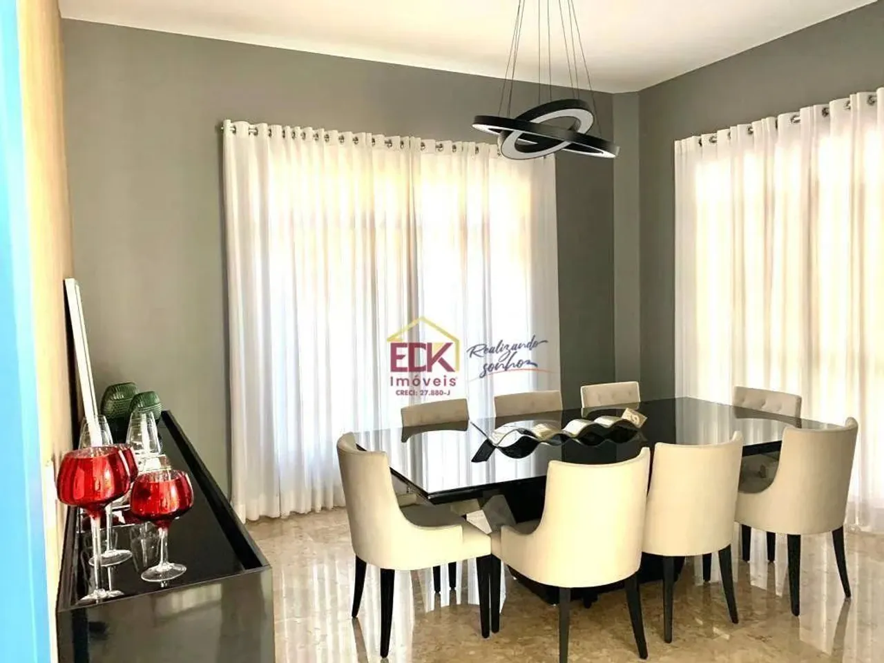 Sobrado - Alphaville - SP - 560m2 - 4 suítes - completo! OPORTUNIDADE!
