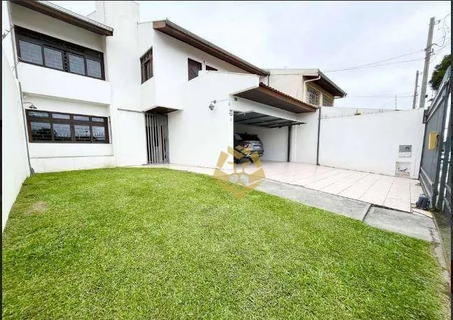 Sobrado com 4 dormitórios para alugar, 235 m² por R$ 4.533,00/mês - Xaxim - Curitiba/PR