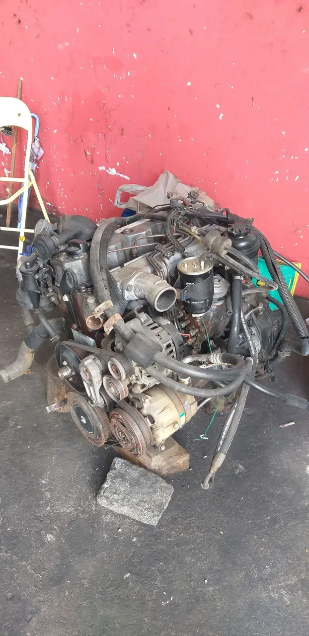Vendo motor completo S10 2.8