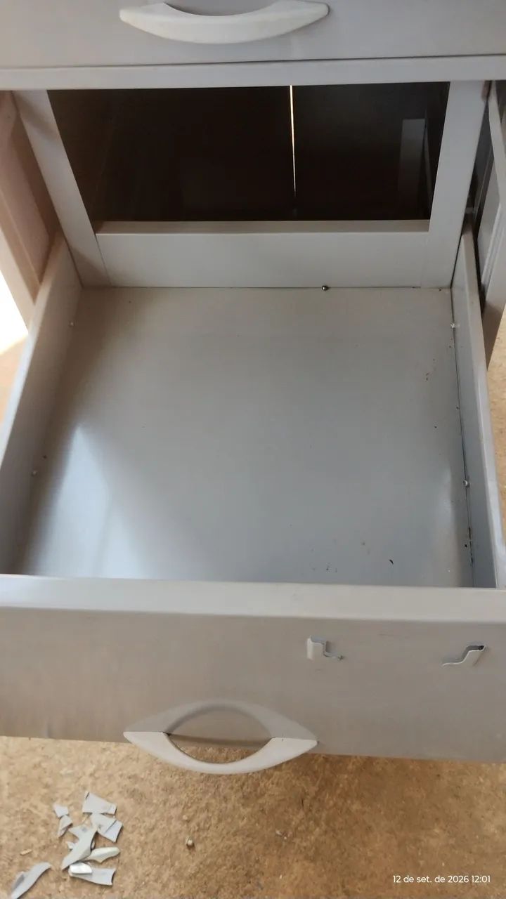Vendo arquivo 4 gavetas  - Foto 3