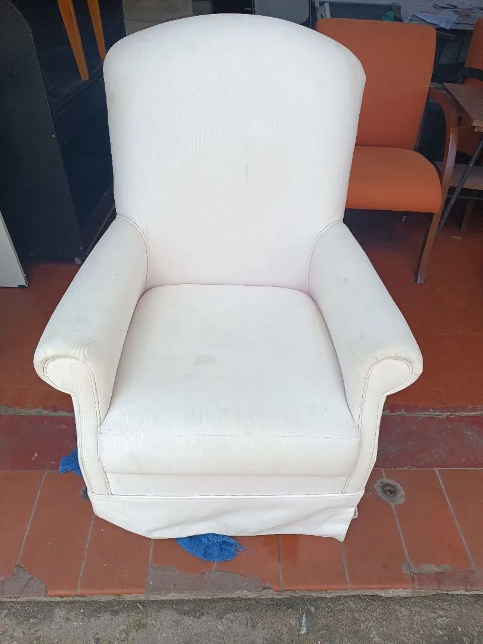 Poltrona giratória balança ótimo estado  - Foto 4