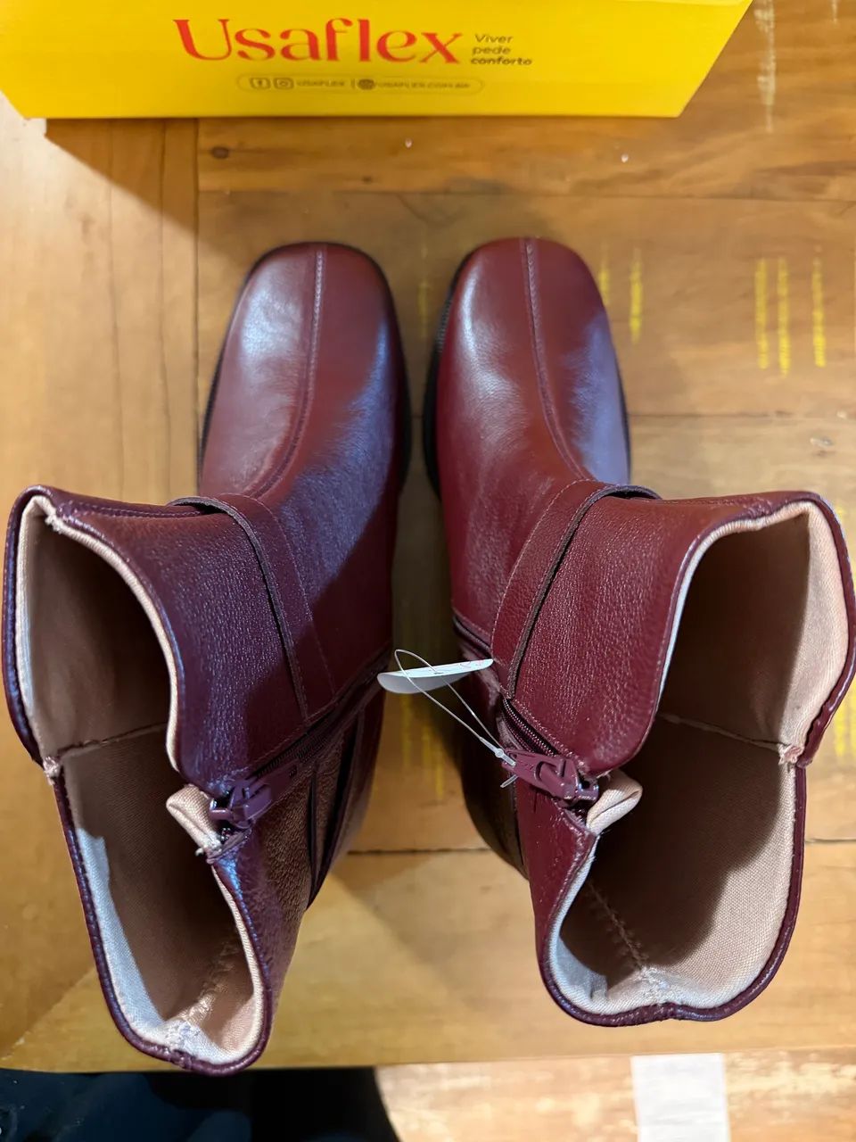 Bota de Couro Bordô Usaflex NOVA - Foto 4