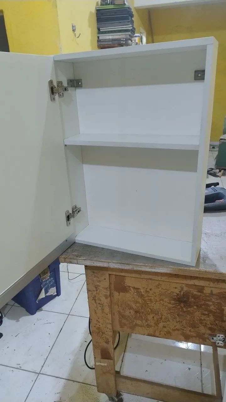 Móvel suspenso para banheiro 