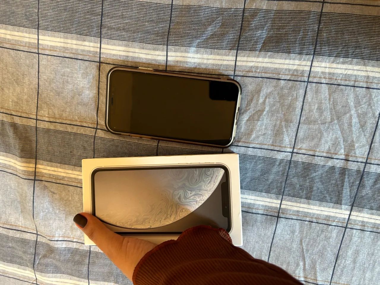 iPhone XR - Leia o anúncio  - Foto 3