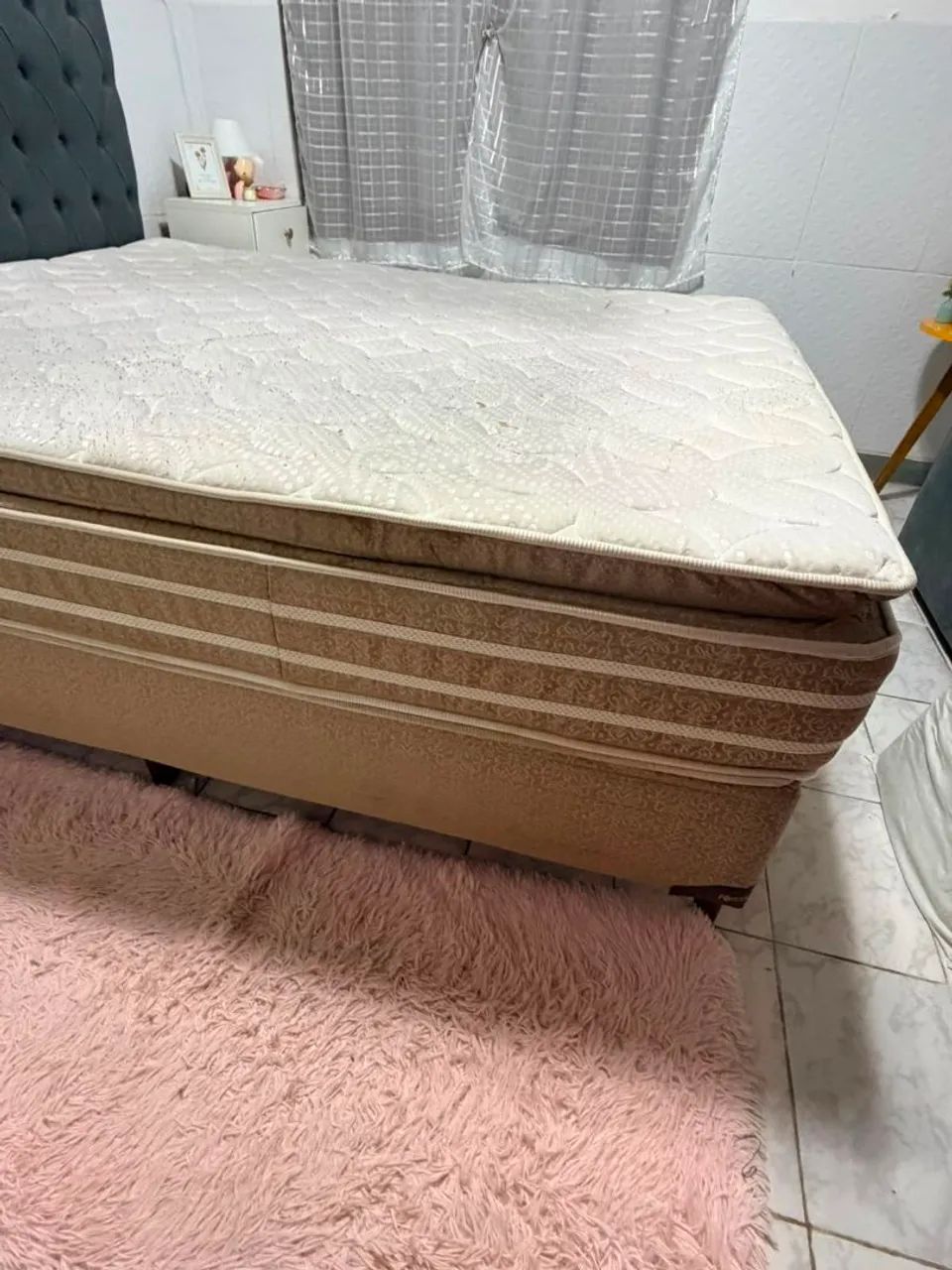 Cama de casal base queem