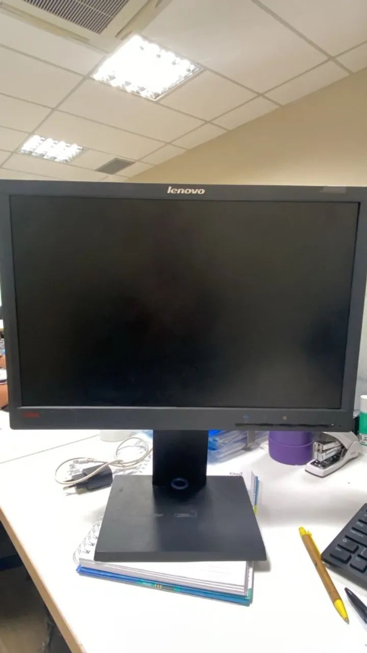 MONITOR - MARCA LENOVO