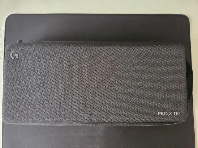 Teclado Logitech Pro X TKL Lightspeed  - Foto 2