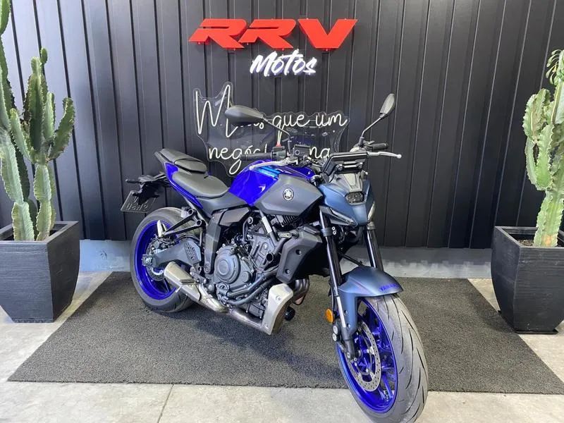 YAMAHA MT07 2026 - Foto 2