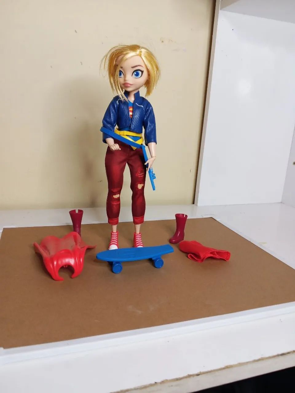 Supergirl Boneca DC