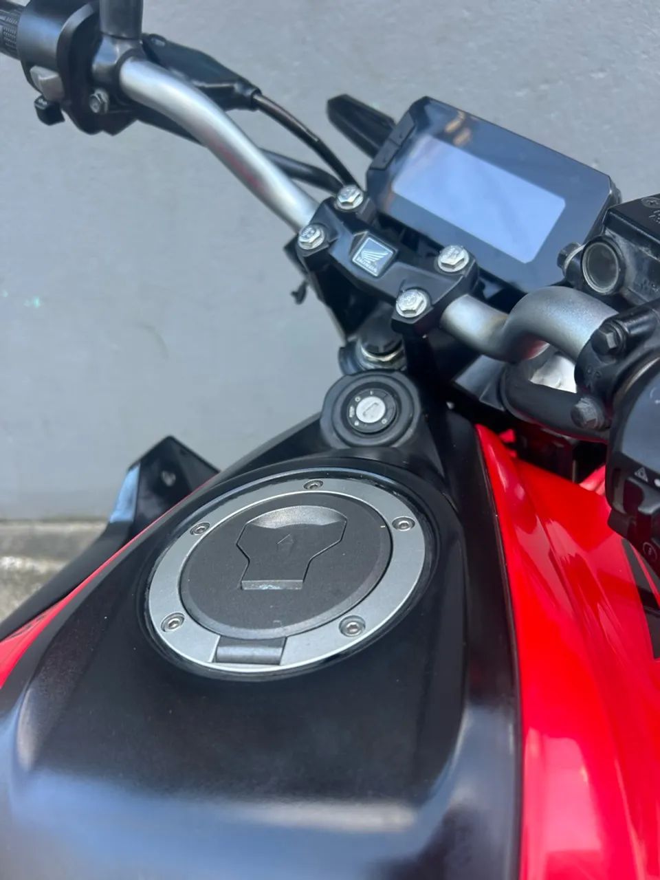 300f muito nova e revisada - Foto 5