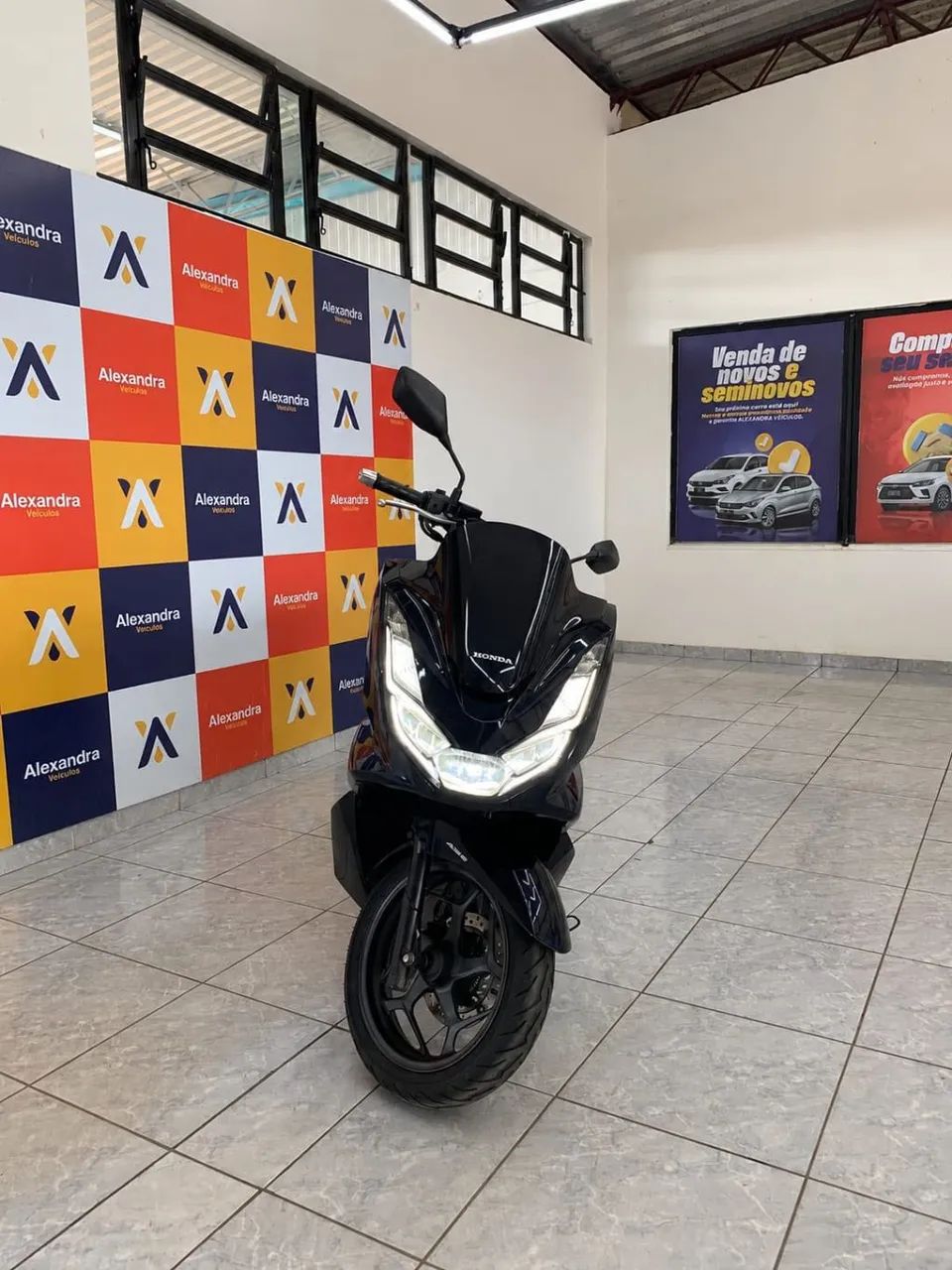 PCX 160 DLX - Foto 5
