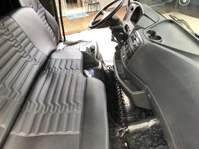 Mercedes Bens 3131 6X4 - Foto 2