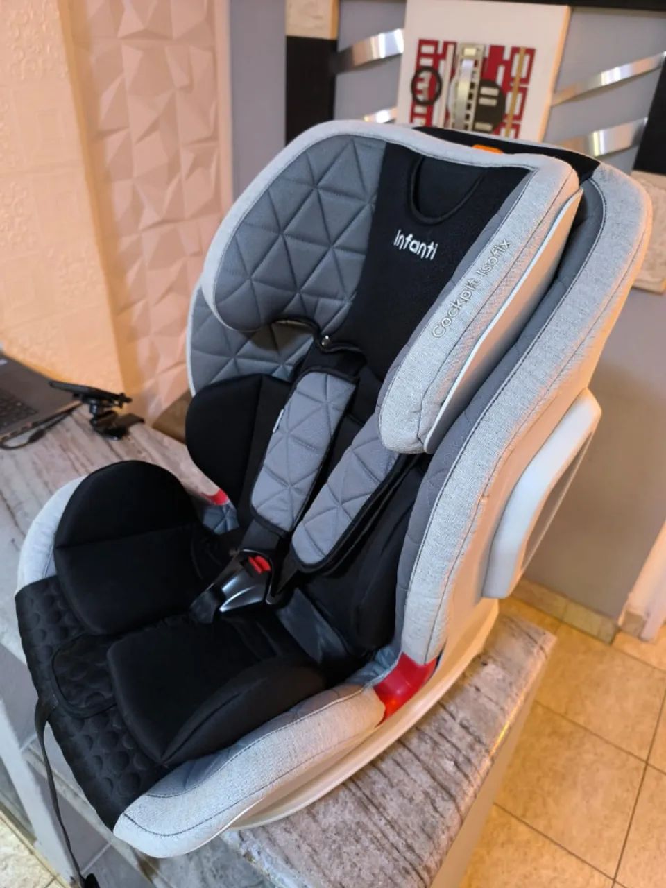 Cadeirinha Infanti, Cockpit, 9 a 36 kg com Isofix