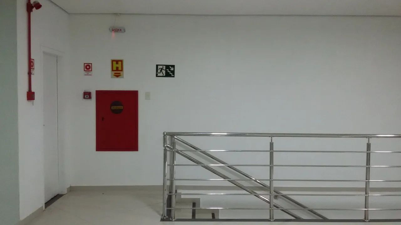 Prédio Comercial de esquina Av Carlos Gomes  - Foto 5