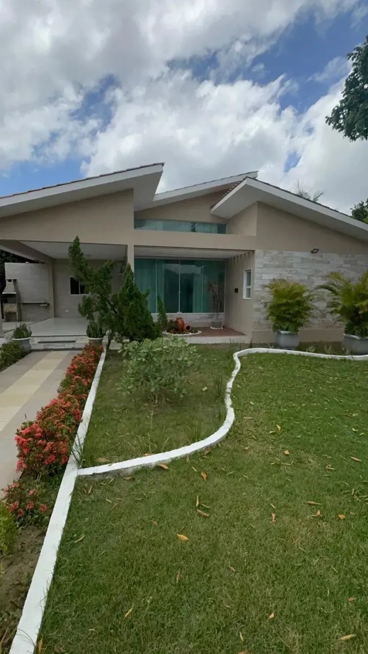 Imóvel para aluguel e venda com 350 metros quadrados com 4 quartos