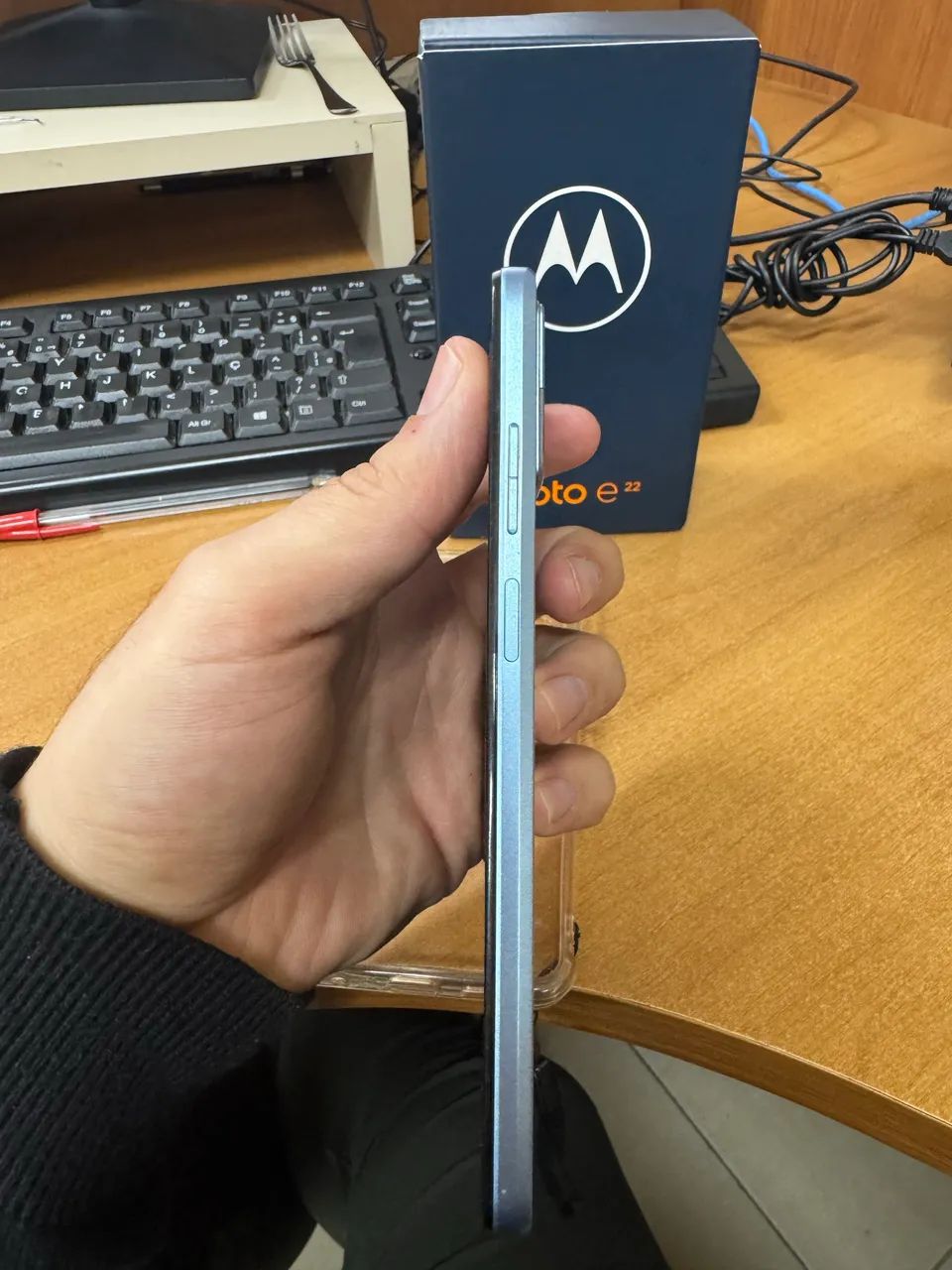 Vendo Motorola E22 usado - Foto 2