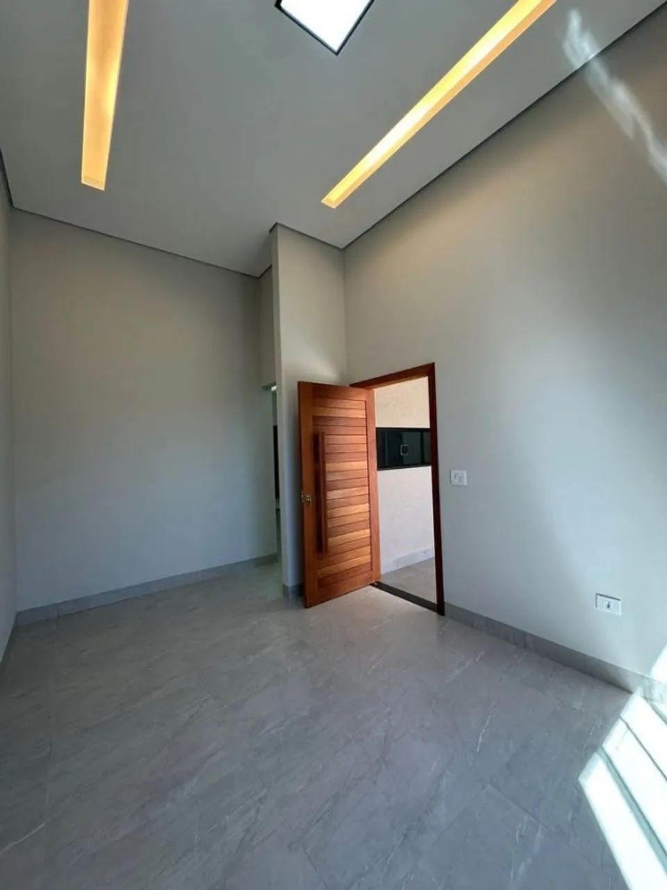 AF009 VENDO CASA JD ORIENTE - SJC 