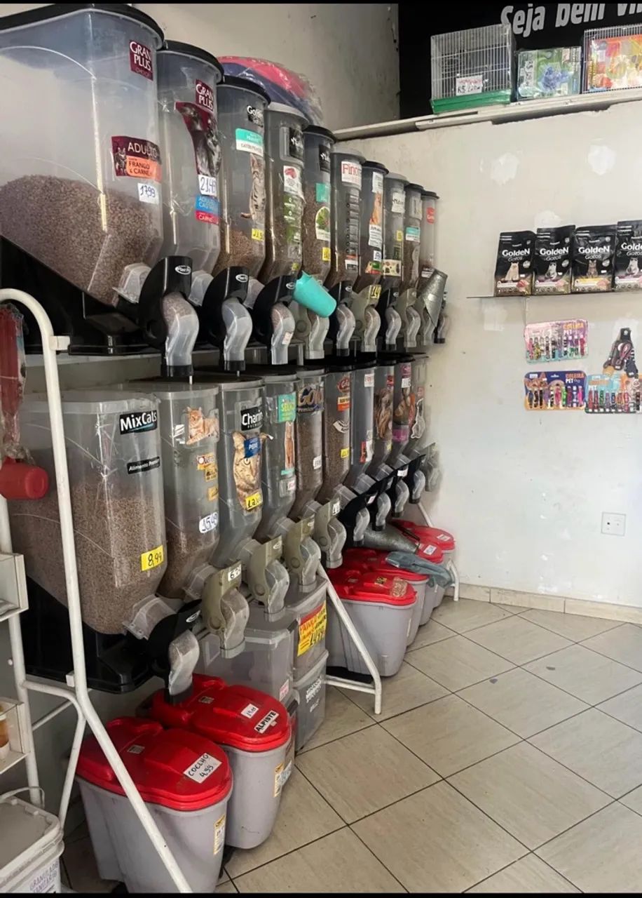 VENDO LOJA COMPLETA DE RAÇÃO COM BANHO E TOSA  - Foto 2