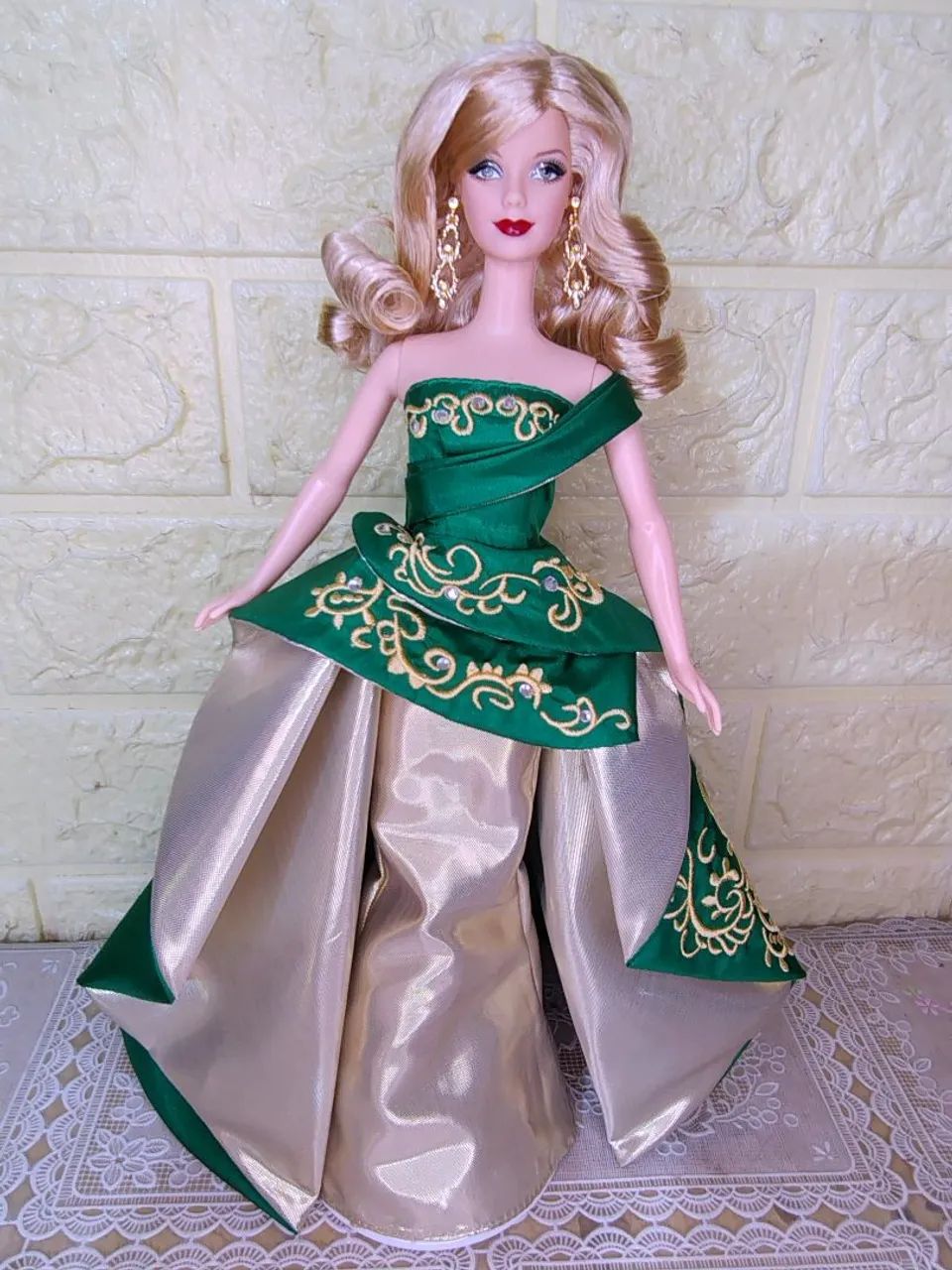 Boneca Barbie Holiday 2011