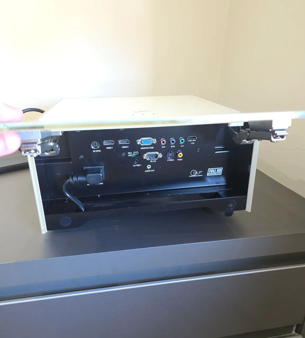 Projetor SIM2 Crystal Cube HD  em Cristal - High-End Italiano  ate 150 pol 2300 ansi - Foto 2