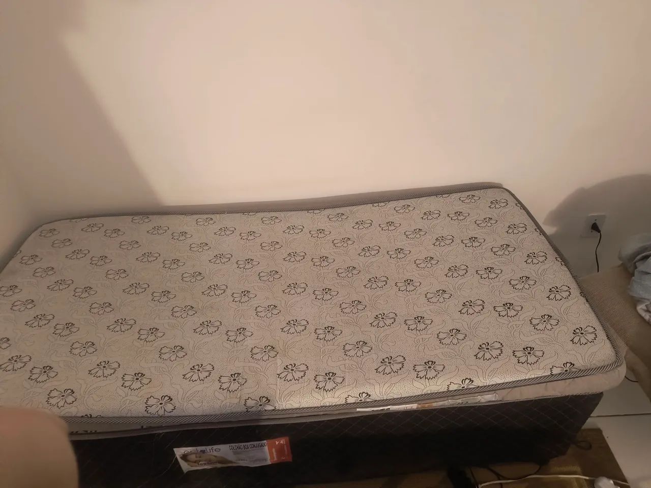 Cama box solteiro e colchão  - Foto 2
