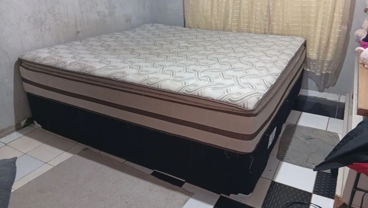 Vende se Cama Super King