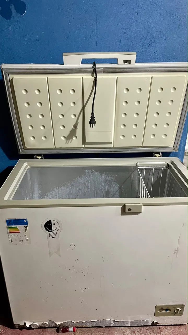 Vendo Freezer Midea funcionando perfeitamente!!! 