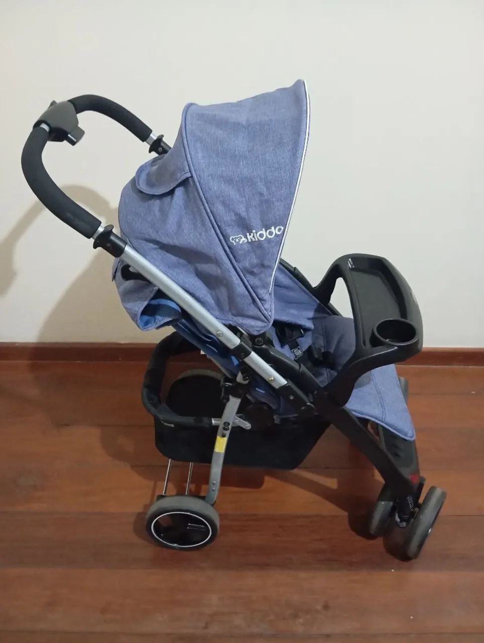Carrinho de bebê Kiddo - Higienizado e revisado - Foto 3