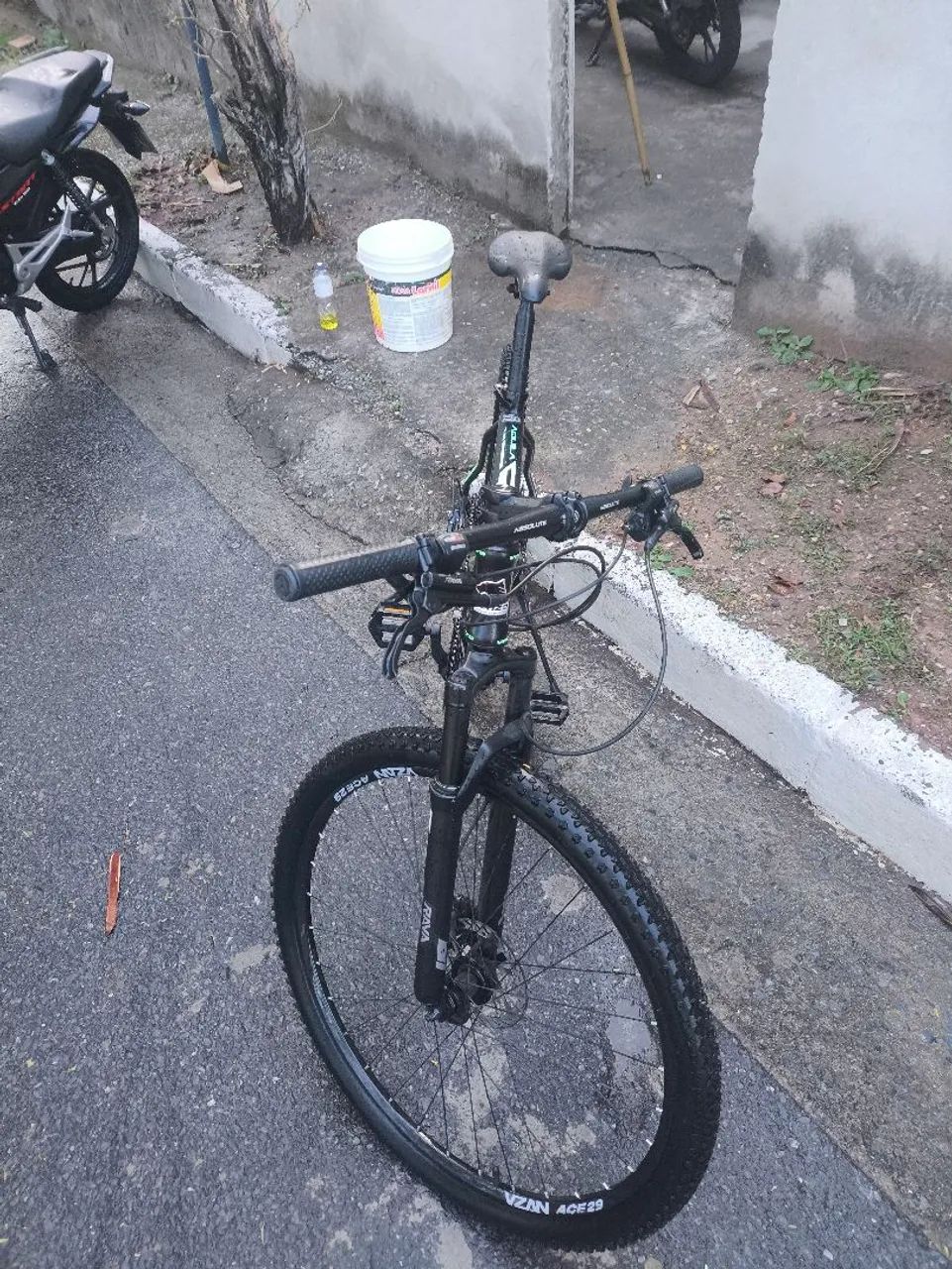 Bicleta MTB Aro 29 - Foto 4