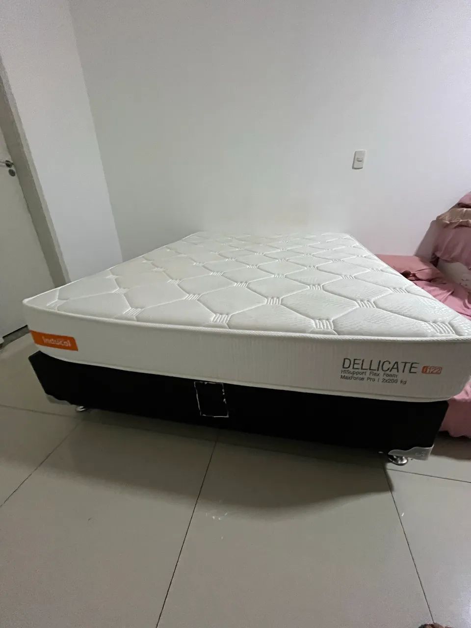 Cama Box de casal + colchão de casal  - Foto 2